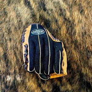 Toddler ball glove